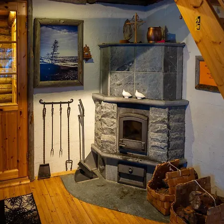 Hillankukka Chalet Äkäslompolo