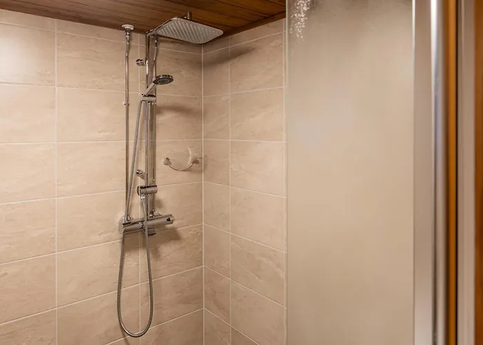 Hillankukka * Äkäslompolo