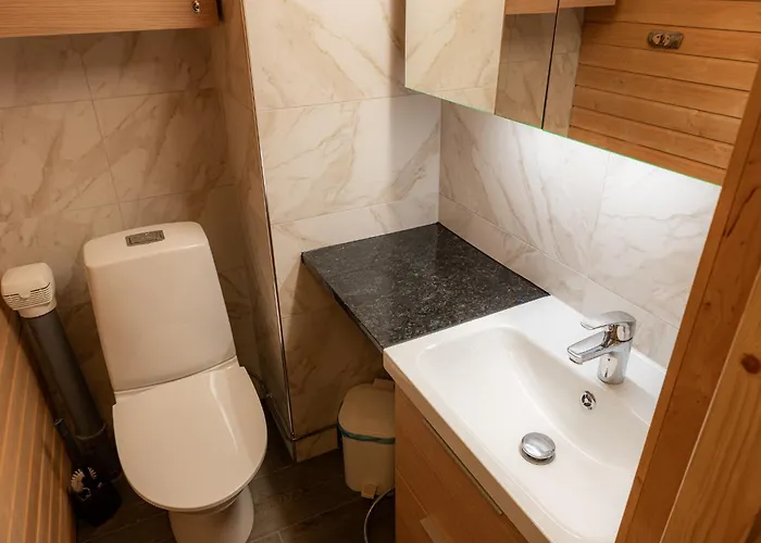 Hillankukka Äkäslompolo